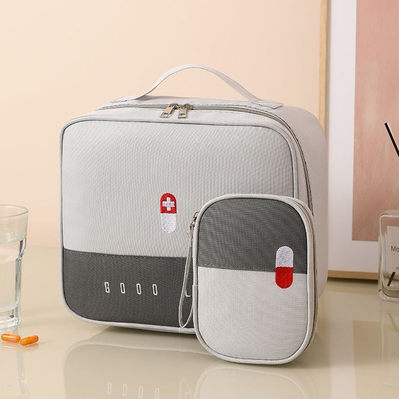 Portable Emergency School Health Portable First Aid Kits Stationery in Order